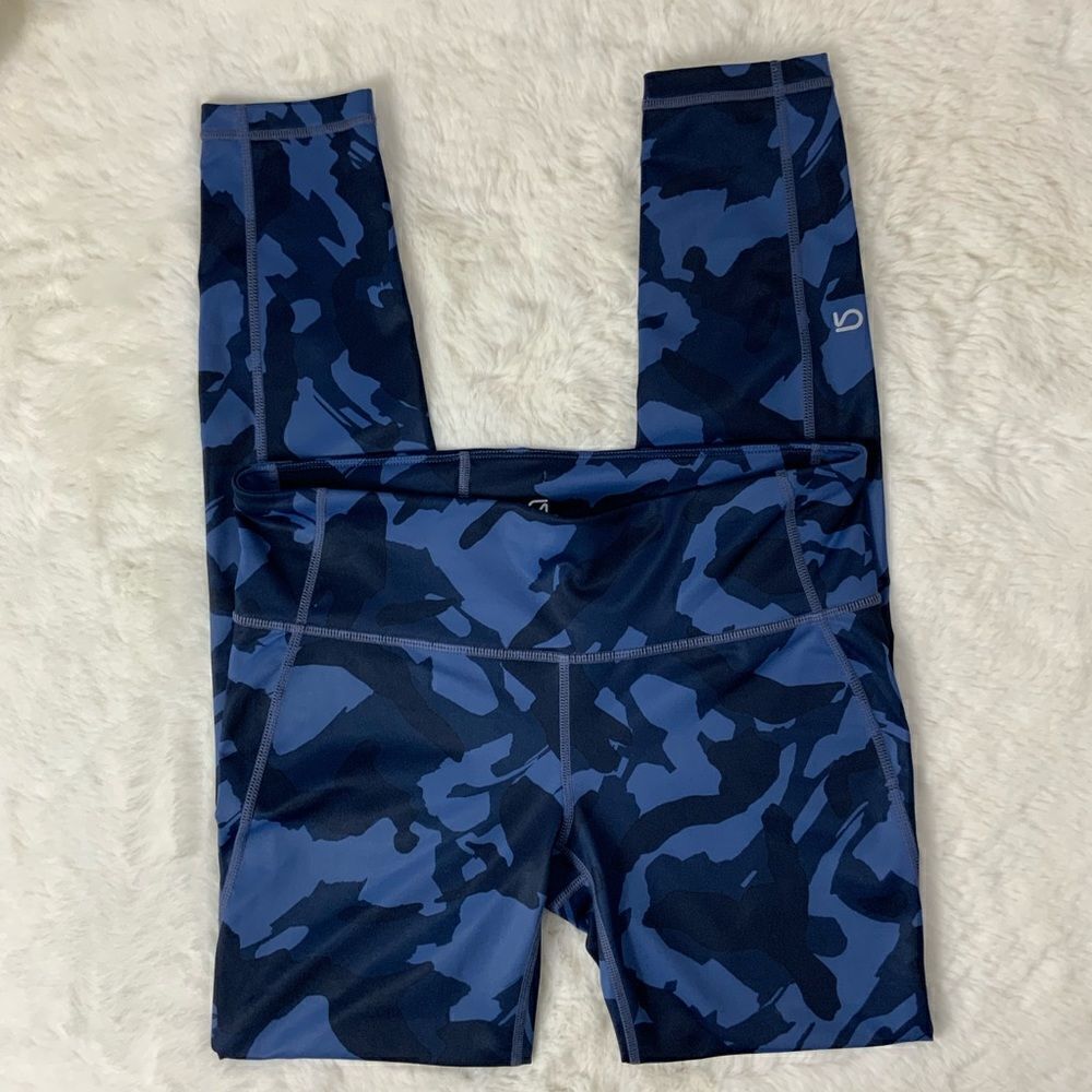GAP FIT blue camo leggings